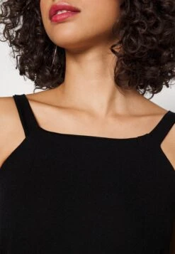 Wal G Estelle Cut Out Skirt - Jerseyjurk - Black -Wal G b1f2beba6a144230a3e696e7fbd38d42 scaled