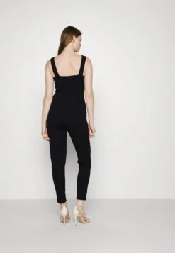 Wal G Print Contrast Plunge- Jumpsuit - Black Floral -Wal G b30d23a6a81d49c4ae710f3ff3ca4396 scaled