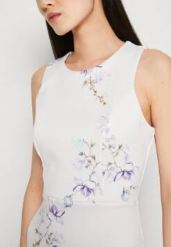 Wal G Wedding Brigitta- Galajurk - Lavender -Wal G b68f51e02e554d4ab531915d5bf1faf8 scaled