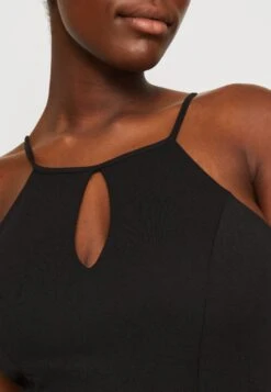 Wal G Harriet Halter Midi Dress - Jerseyjurk - Black -Wal G bbf0f6d0f5c246668d4ddc9933f7de05 scaled