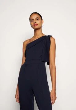 Wal G Jon- Jumpsuit - Navy Blue -Wal G bee897e7978a4fc19ff17cd89ce3c8bd scaled
