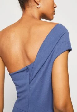 Wal G Milly One Shoulder Dress - Jerseyjurk - Denim Blue 11 Wal G Milly One Shoulder Dress - Jerseyjurk - Denim Blue -Wal G c0465328c7994def8e412067b2fb01a6 scaled