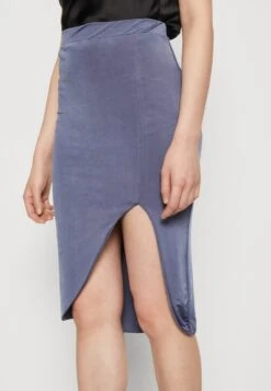 Wal G Party Ty Midi Skirt - Kokerrok - Denim Blue -Wal G c9bc7730df034cc59b9da808cc14f2f9 scaled