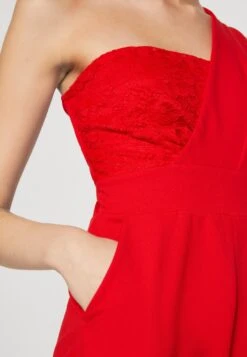 Wal G Lula One Shoulder - Jumpsuit - Red -Wal G cc90719de5104c1e87ead6d5a05f5726 scaled