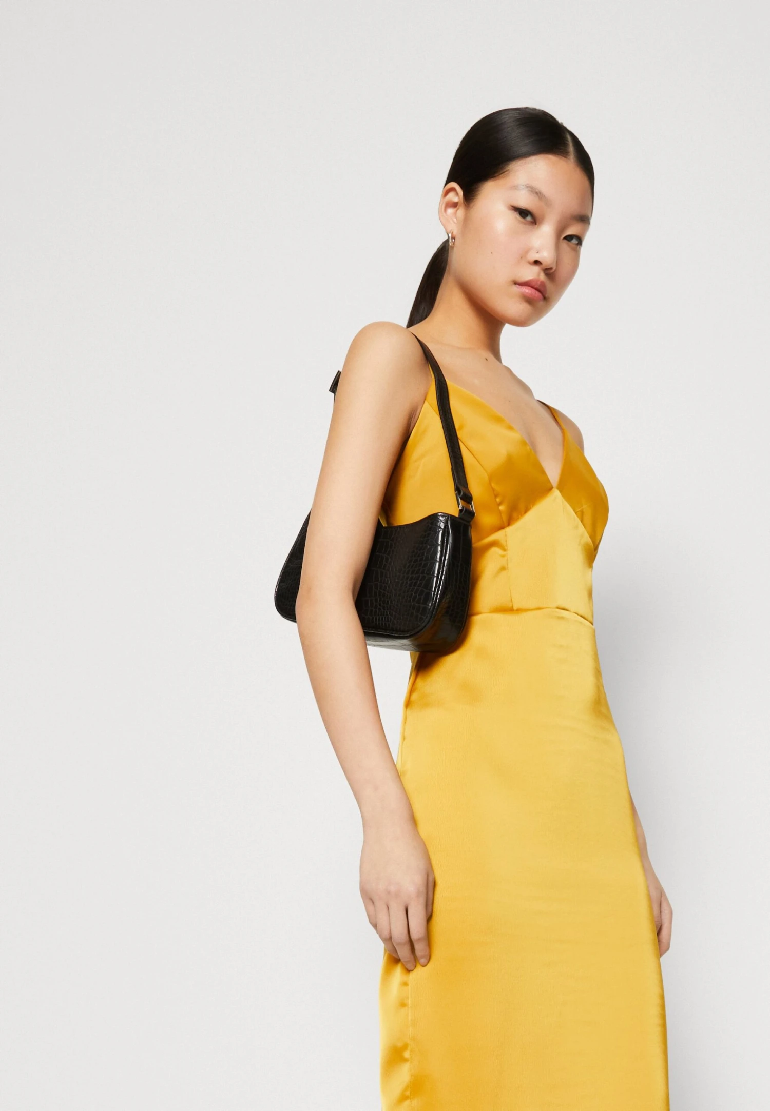 Wal G Ray Strappy Midi - Cocktailjurk - Yellow 4 Wal G Ray Strappy Midi - Cocktailjurk - Yellow - Afbeelding 4