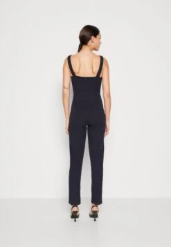 Wal G Serena Pleated - Jumpsuit - Navy Blue -Wal G d2794faa354148f5925ee5365a0e2ceb scaled