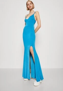Wal G Rosie Strappy - Maxi-Jurk - Ocean Blue -Wal G d43f5bd38c334dfebdd46b1c1790f61d scaled