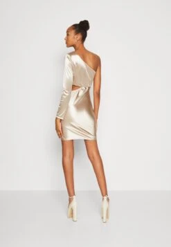 Wal G Jack Halter Neck Midi - Jerseyjurk - Summer Colour -Wal G d873bd4da85c49629a14a1c580bbfc85 scaled