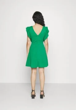 Frill Sleeves Dress - Jurk - Leaf Green -Wal G dd05854498a04a71822d9c5e19f3c77c scaled