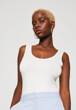 Wal G Melody Bodysuit - Top - White -Wal G e0c2235cfe584a008b7fc2637d904f71 scaled