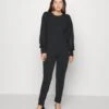 Joan - Jumpsuit - Black