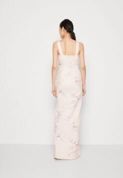 Wal G Wedding Dolly V Neck Print Maxi - Jerseyjurk - Apricot/Multi-Coloured -Wal G e1ead963b14a433eb236da7d1b8c498c scaled
