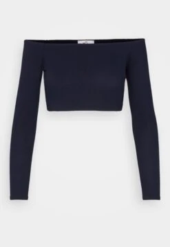Wal G Hollie Off Shoulder Crop - Longsleeve - Navy 10 Wal G Hollie Off Shoulder Crop - Longsleeve - Navy -Wal G ea3155239ee34517ac01d24dc0f35c65 scaled