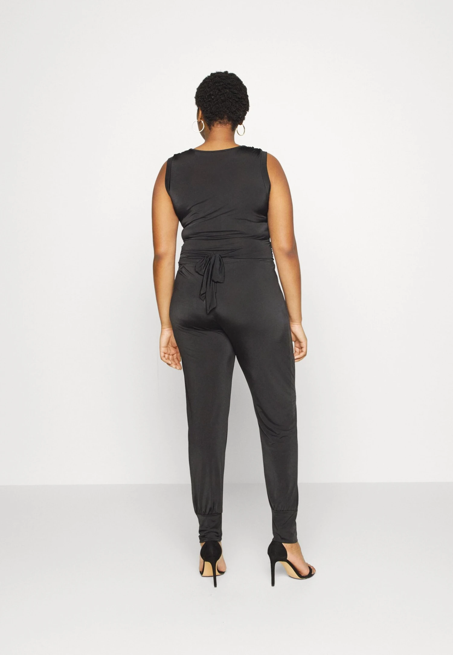 Brady V Neck- Jumpsuit - Black 3 Brady V Neck- Jumpsuit - Black - Afbeelding 3