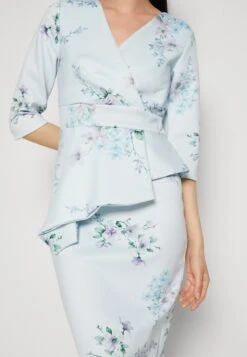 Wal G Wedding - Isabella Wrap Midi - Cocktailjurk - Light Blue -Wal G f84303ed572c49d1ae72b89f8d99ff64 scaled