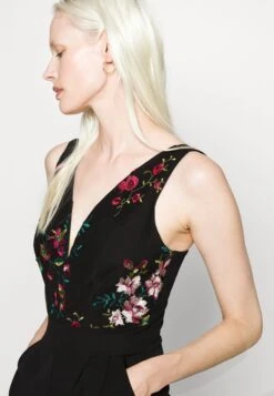 Contrast Plunge - Jumpsuit - Black -Wal G fc821fffab3a480d8a08d740b9ef7b32 scaled