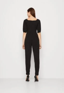 Wal G Alicia Straight Leg - Jumpsuit - Black -Wal G fe1dba7ec53246f5a32da1ef8c769721 scaled